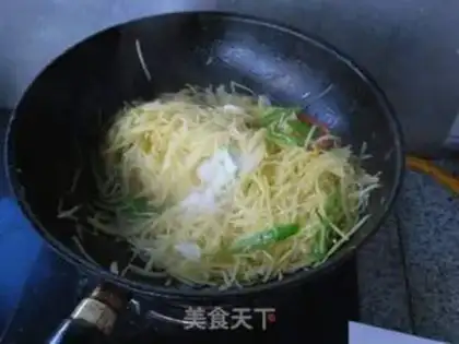 Make Spicy potatoes step 11
