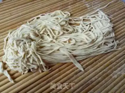 Make Beijing noodles step 2