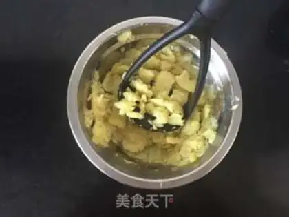 Make Cheese potatoballs step 1