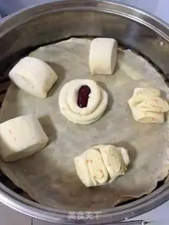 Make Carrot corn bun step 2