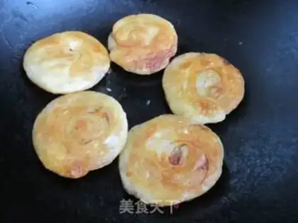 Make A pan helmet step 12