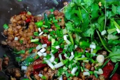 Make The fragrance fried the beans step 7