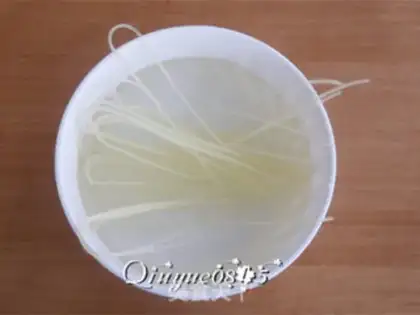 Make Quick screw powder step 1