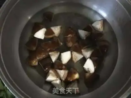 Make Chest-fried mushrooms step 1