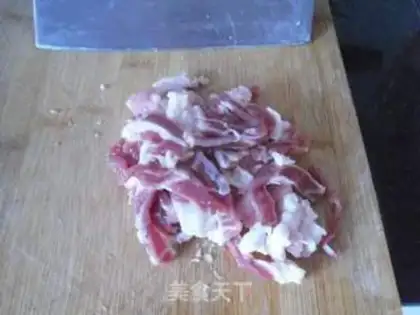 Make Five flowers and sour sauce step 1