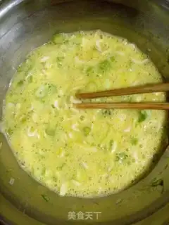 Make Shrimp onions for eggs step 1