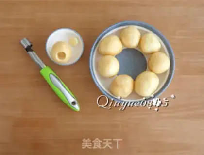 Make Noodle balls with meat step 3