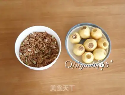 Make Noodle balls with meat step 4