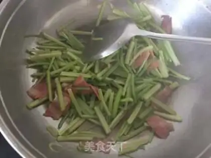 Make Bacon fried celery step 3