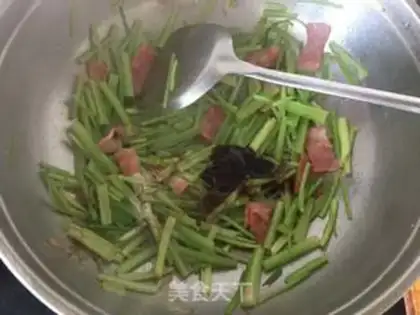 Make Bacon fried celery step 4