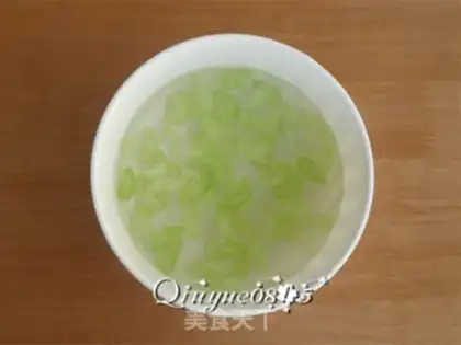 Make Waldorf salad step 2