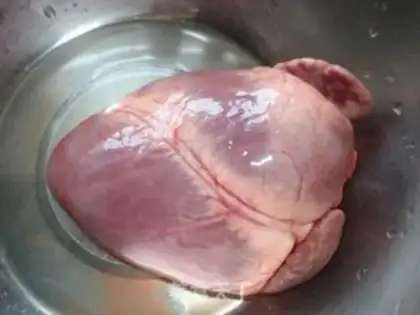 Make Spicy pig heart step 0