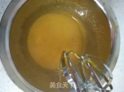 Make Little yolk cookies step 2