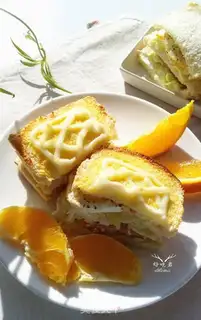 Make Egg sandwich step 23