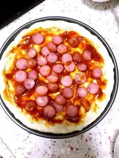 Make Hawaiian pizza step 4