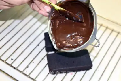 Make French chocolate cake step 8