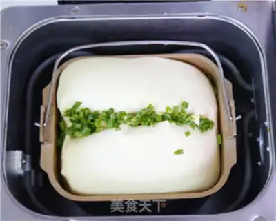 Make One key of salty toast from the Great Rift Valley step 4