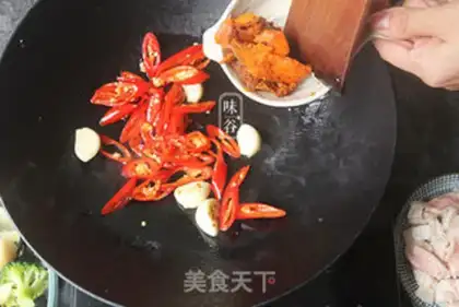 Make Spicy pot step 7