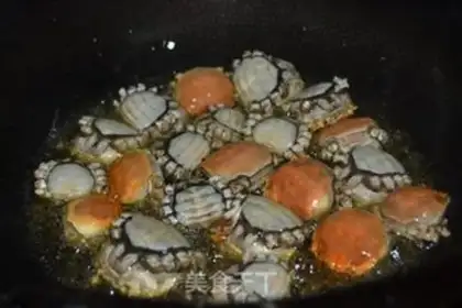 Make Spicy crabs step 4