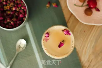 Make English rose tea step 13