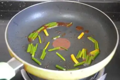 Make Peanut butter onion noodles step 5