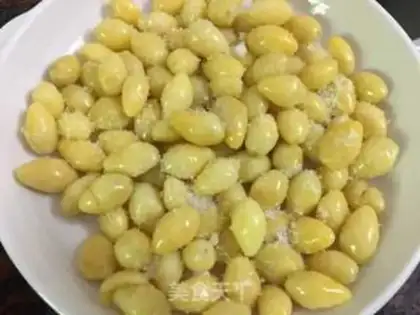 Make Quail eggs, albino step 2