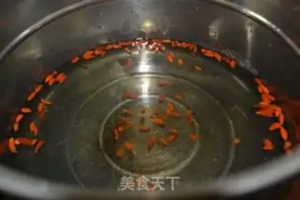 Make Sweet soup step 1