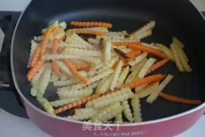 Make Spicy hyena potatoes step 3