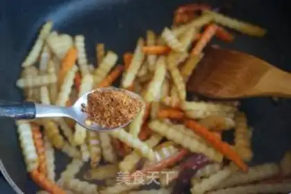 Make Spicy hyena potatoes step 5