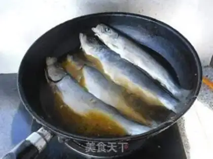 Make Garlic mackerel step 9