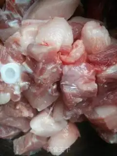 Make Pork soup step 1