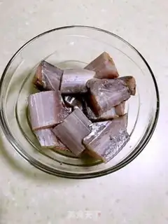 Make Mom brought fish in the private room step 0