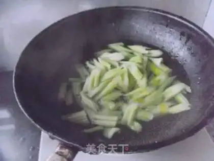 Make Cricket Heart step 5