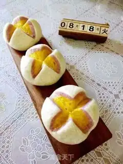 Make Fancy buns step 7