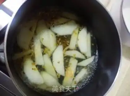 Make A mushroom-headed potato step 0