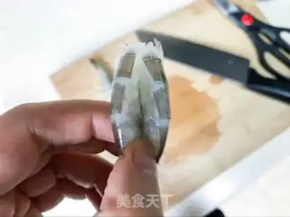 Make Secret spicy shrimp step 2