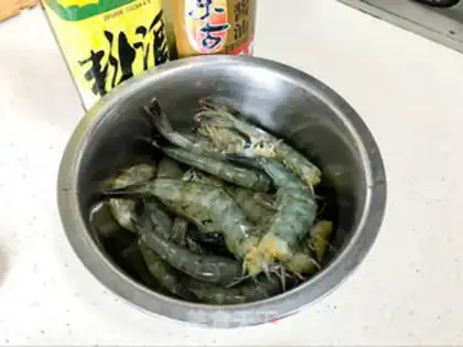 Make Secret spicy shrimp step 3