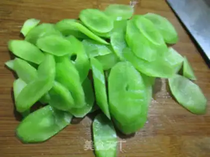 Make Snack and cabbage step 1