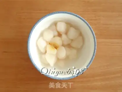 Make Garlic fan step 1