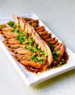 Make A garlic fan with a shrimp step 7