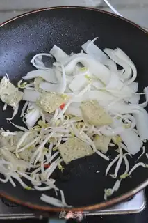Make Shanxi fried noodles step 4