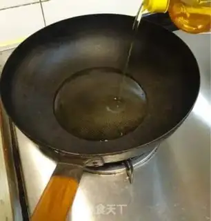 Make Pepper fried eggs step 6
