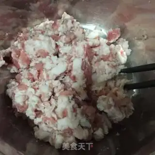 Make A dry pot of tea and mushroom chicken step 0