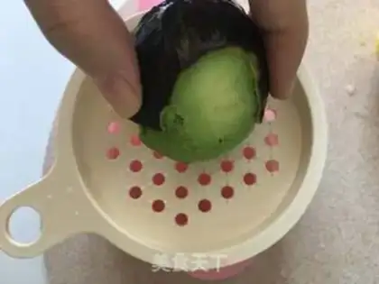 Make Accompanied with butter and apple mud step 3