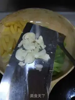 Make Swords and potatoes step 3