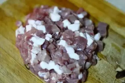 Make A meat bag with mushroom sauce step 2