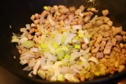 Make A meat bag with mushroom sauce step 4