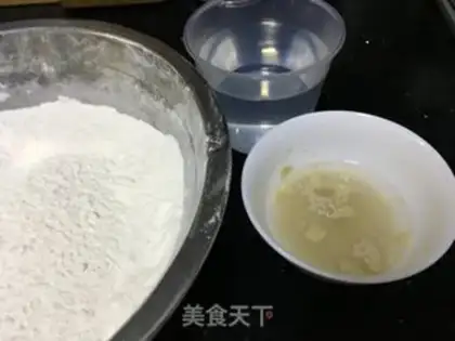 Make Sour sour pie step 0