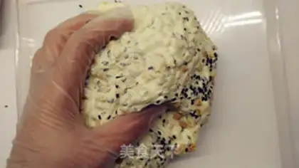 Make Cow Rolling Sugar step 9