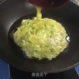 Make Onion bouquet eggs step 4